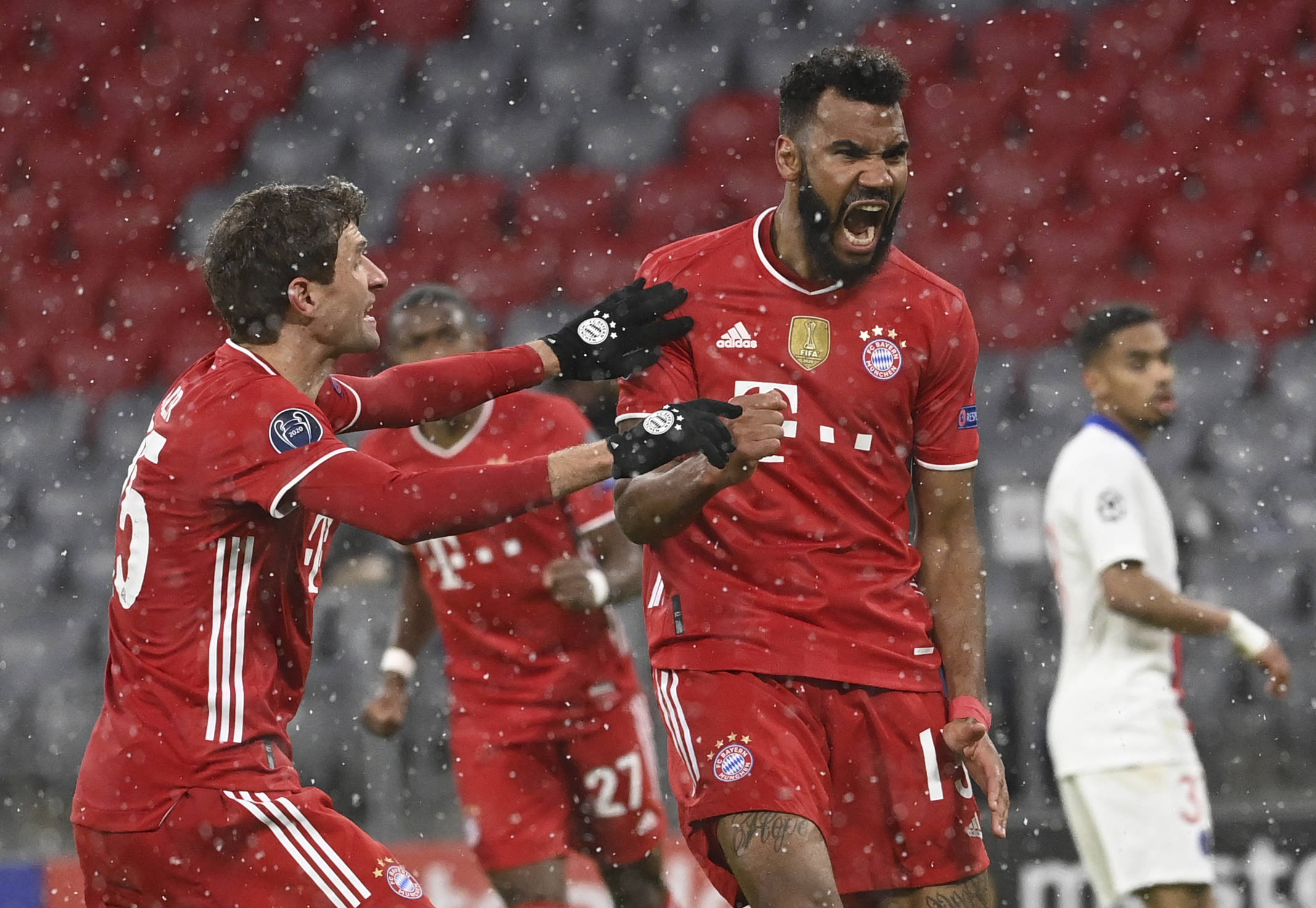 19岁212天，麦利是纽卡队史第二年轻在英超单场传射的球员（年仅19岁212天，麦利成纽卡史上英超单场传射第二年轻球员）