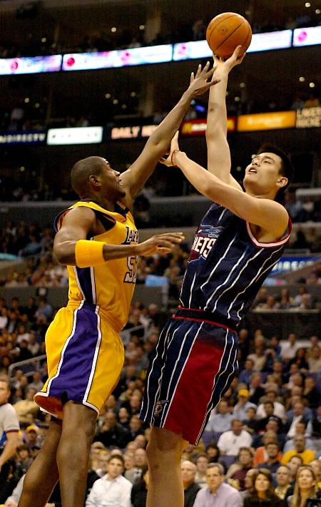 老雷：我无法想象贝林厄姆在世界杯上不首发；更担心后防不稳（老雷：贝林厄姆世界杯应铁定首发，我更担忧后防隐患）