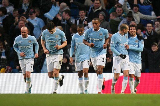 科曼：拜仁和巴黎是我最支持的球队，更支持拜仁一点（科曼：我支持拜仁和巴黎，但更偏向拜仁）