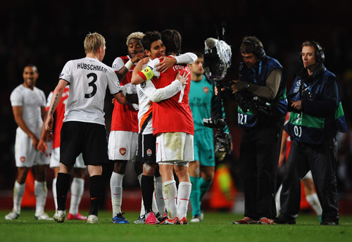 珀斯主帅：球队要以正确的心态对待比赛，盼赛前能有伤员回归（珀斯主教练：要求球队以正确心态迎战，期待赛前有伤员复出）