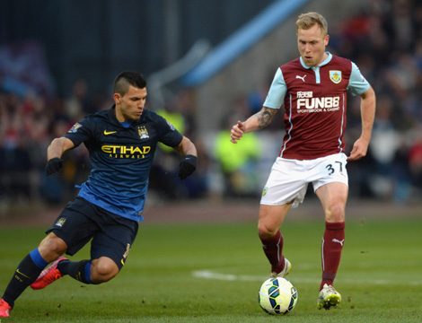 孔蒂：因为伤病我们的中场已经空了，希望坏运气能离我们远去（孔蒂：中场被伤病掏空，盼坏运气远离）